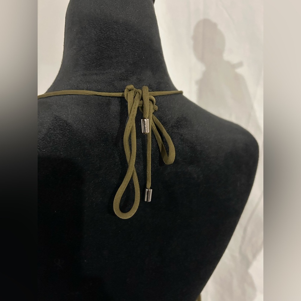Olive green Silk Halter Tie Top with silk Belt Medium Haute Hippie - Picture 6 of 11